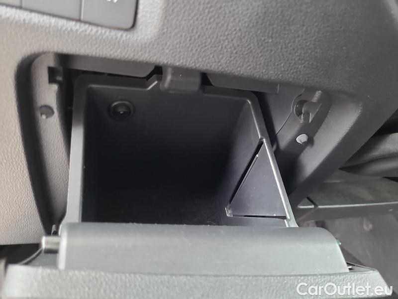  Skoda  Octavia  Combi (NX3)(2020) Oct.Combi 1.5TSI 110 Style #7