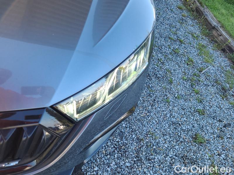  Skoda  Octavia  Lim. (NX3)(2020) Oct. 2.0TDI 147 RS AT #5