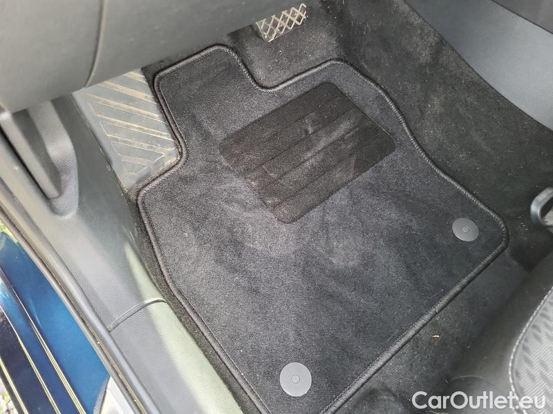  Skoda  Octavia  Combi (NX3)(2020) Oct.C.2.0TSI 140 Style 4x4 AT #6