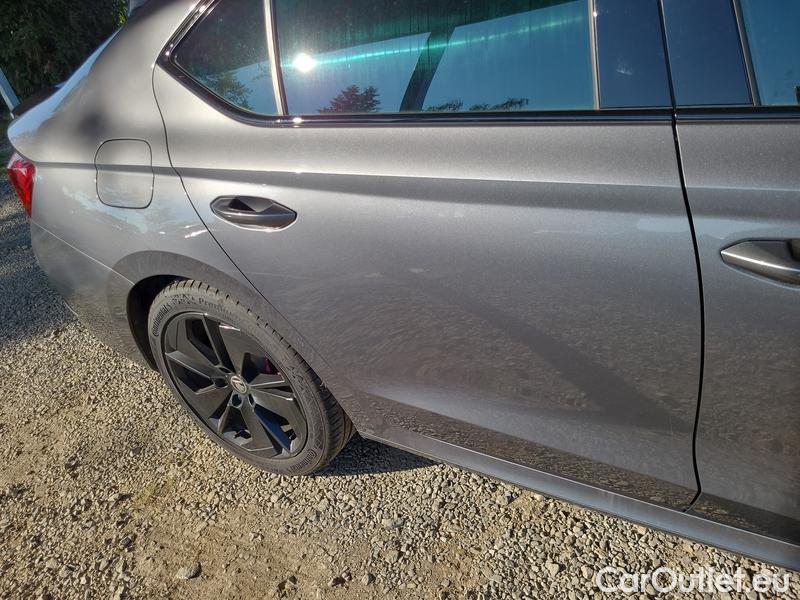  Skoda  Octavia  Lim. (NX3)(2020) Oct. 2.0TDI 147 RS AT #15