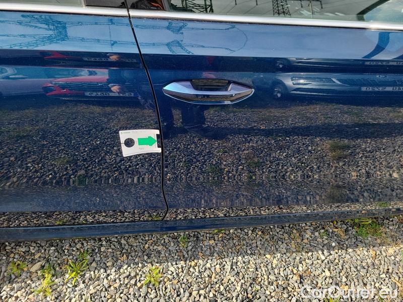  Skoda  Octavia  Combi (NX3)(2020) Oct.C.2.0TSI 140 Style 4x4 AT #3