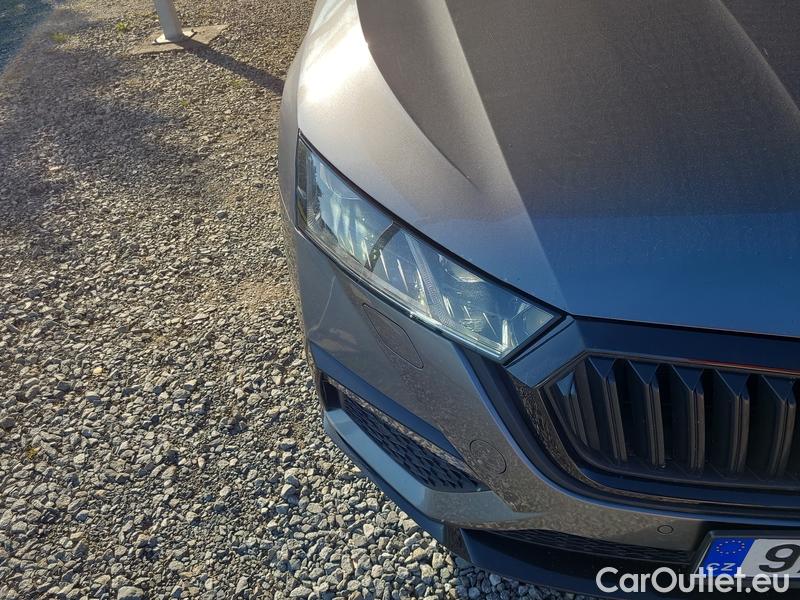  Skoda  Octavia  Lim. (NX3)(2020) Oct. 2.0TDI 147 RS AT #4