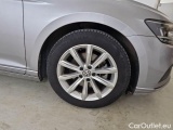  Volkswagen  Passat VOLKSWAGEN  / 2019 / 5P / STATION WAGON VAR. 2.0TDI SCR EVO 110KW BUSIN. BMT DSG #17