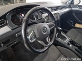  Volkswagen  Passat VOLKSWAGEN  / 2019 / 5P / STATION WAGON VAR. 2.0TDI SCR EVO 110KW BUSIN. BMT DSG #88