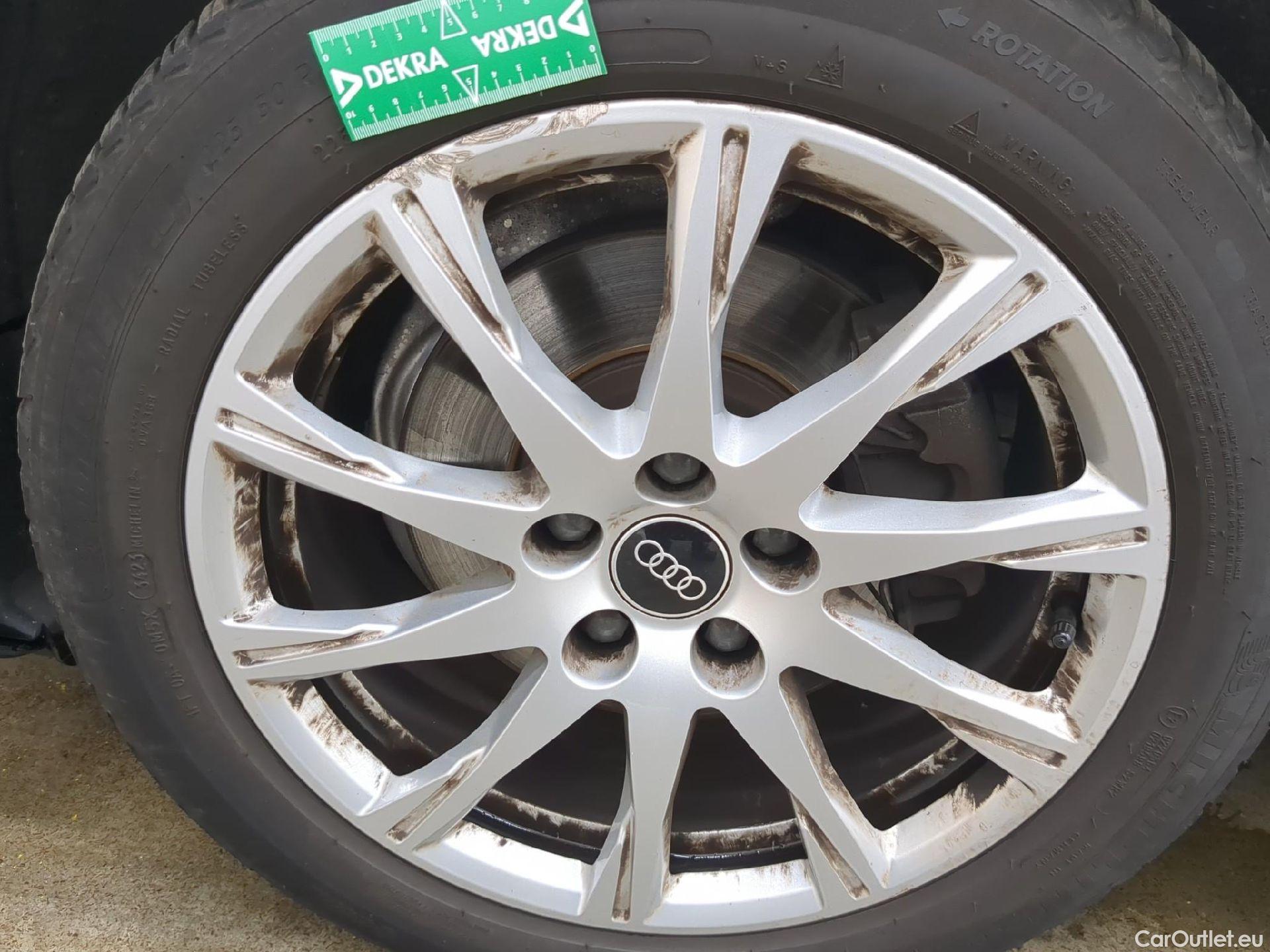  Audi  A4 AUDI  Avant / 2019 / 5P / Break 35 TFSI 150 S tronic Business line #1