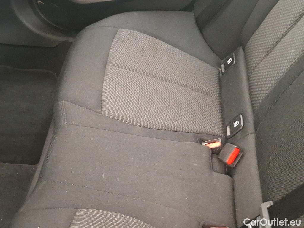  Bmw  Serie 1 BMW Série 1 / 2019 / 5P / Berline 116i DKG7 Business Design #36