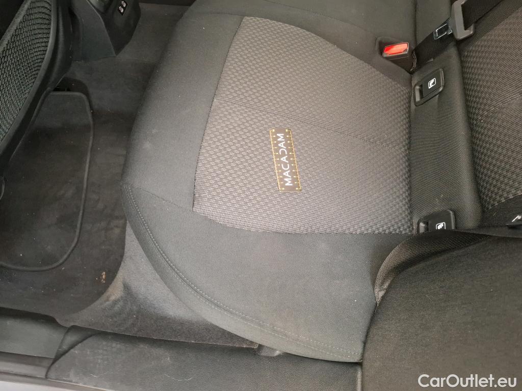  Bmw  Serie 1 BMW Série 1 / 2019 / 5P / Berline 116i DKG7 Business Design #34