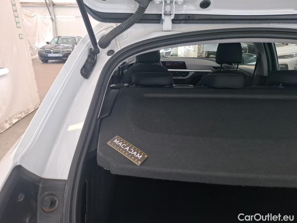  Bmw  Serie 1 BMW Série 1 / 2019 / 5P / Berline 116i DKG7 Business Design #11