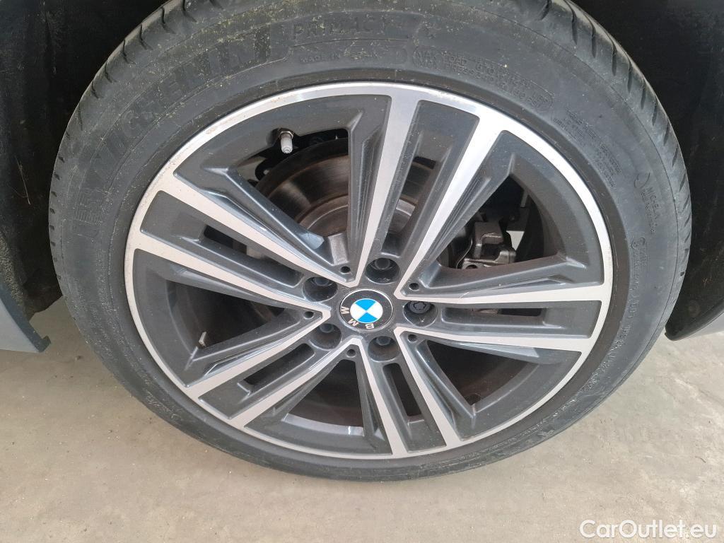  Bmw  Serie 1 BMW Série 1 / 2019 / 5P / Berline 116i DKG7 Business Design #25