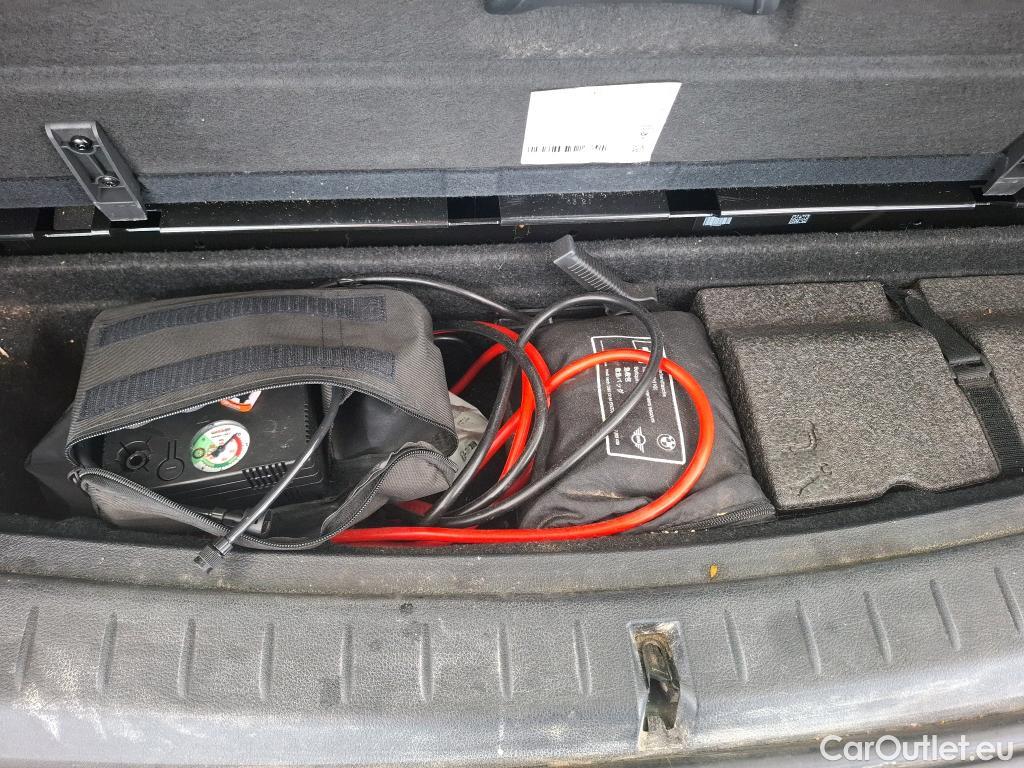  Bmw  Serie 2 BMW  Gran Tourer / 2018 / 5P / monospace 218d Sport Auto #52