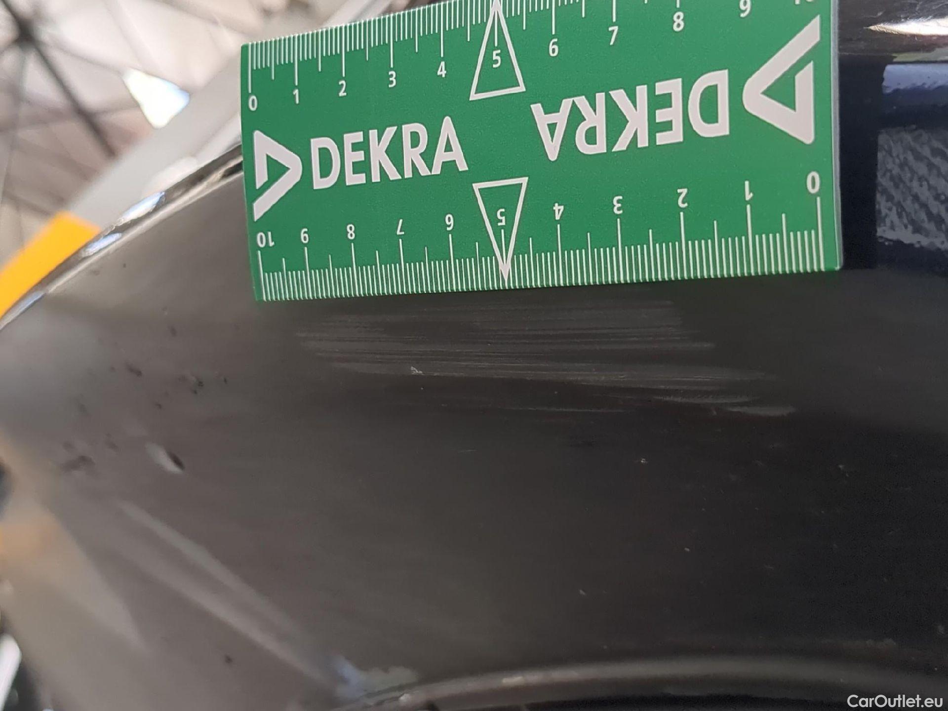  Audi  A4 AUDI  Avant / 2019 / 5P / Break 35 TFSI 150 S tronic Business line #19