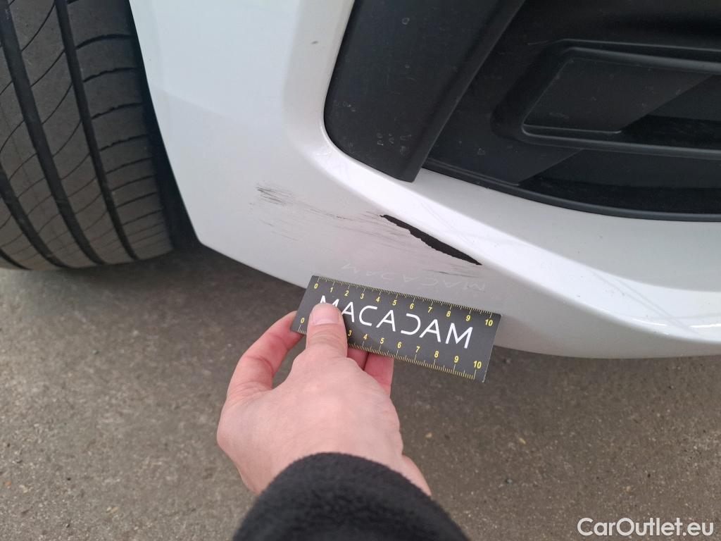  Bmw  Serie 1 BMW Série 1 / 2019 / 5P / Berline 116i DKG7 Business Design #4