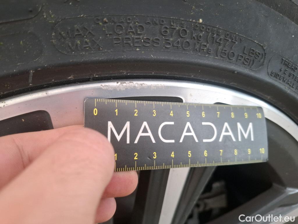  Bmw  Serie 1 BMW Série 1 / 2019 / 5P / Berline 116i DKG7 Business Design #30