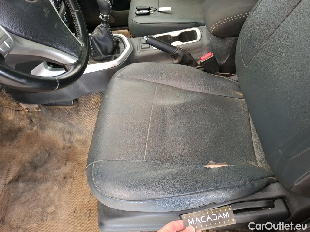  Nissan  Navara NISSAN  / 2015 / 4P / Pick-up King-Cab 2.3 dCi 160 N-CONNECTA #23