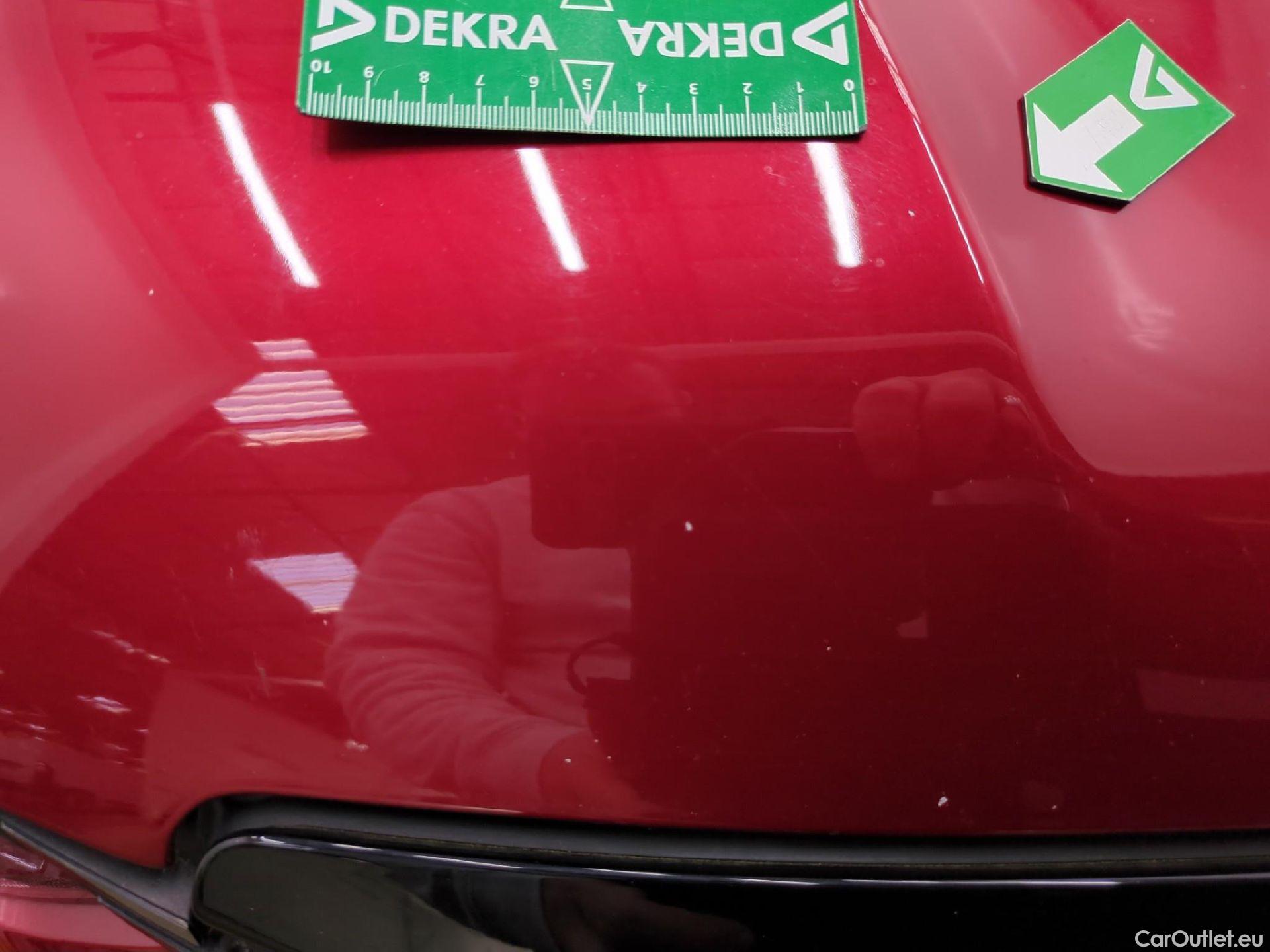  Peugeot  2008  Allure 1.2 PureTech 130CV BVM6 E6d #40