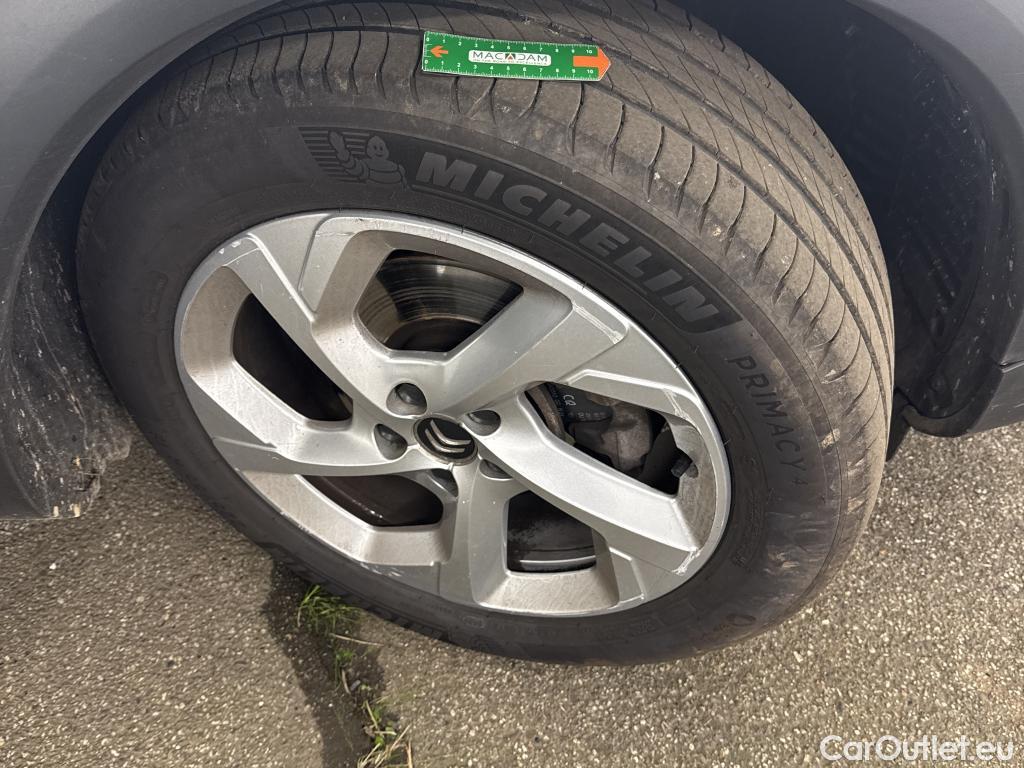  Citroen  C5 CITROEN  Aircross / 2022 / 5P / SUV BlueHDi 130 S&S EAT8 Feel #4