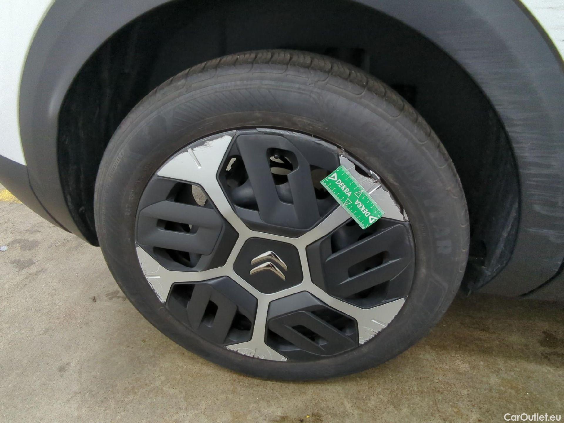  Citroen  C4  Berline Feel Nav Business R 1.5 BlueHDI 130CV BVA8 E6d #1