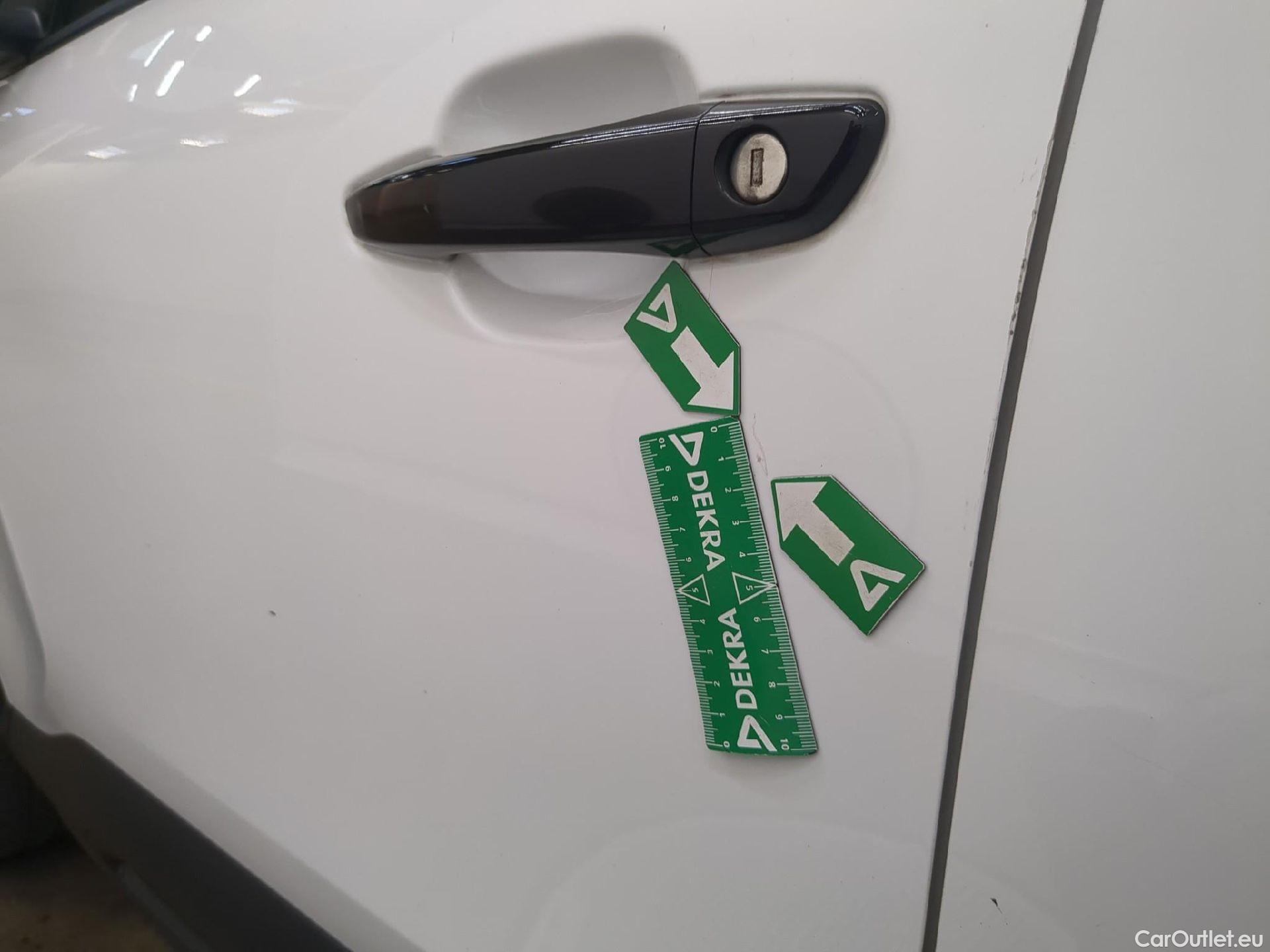  Citroen  C4  Berline Feel Nav Business R 1.5 BlueHDI 130CV BVA8 E6d #13