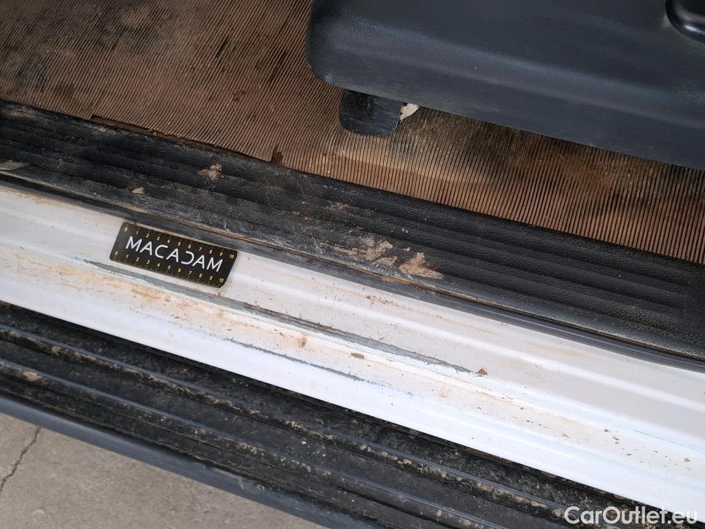  Nissan  Navara NISSAN  / 2015 / 4P / Pick-up King-Cab 2.3 dCi 160 N-CONNECTA #22