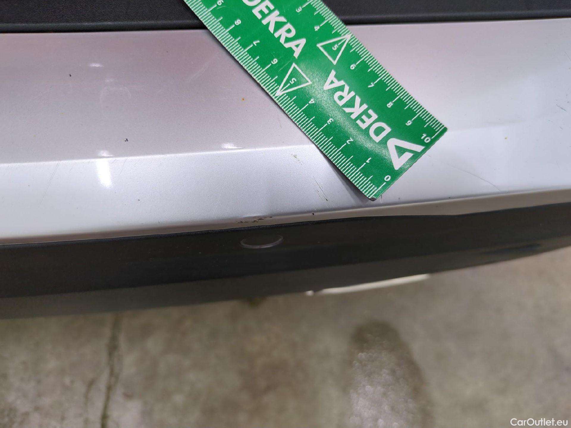  Peugeot  2008  Allure 1.2 PureTech 130CV BVM6 E6d #51