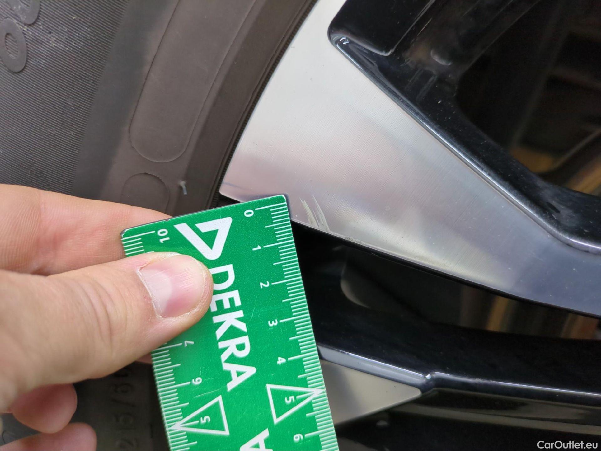  Peugeot  2008  Allure 1.2 PureTech 130CV BVM6 E6d #14