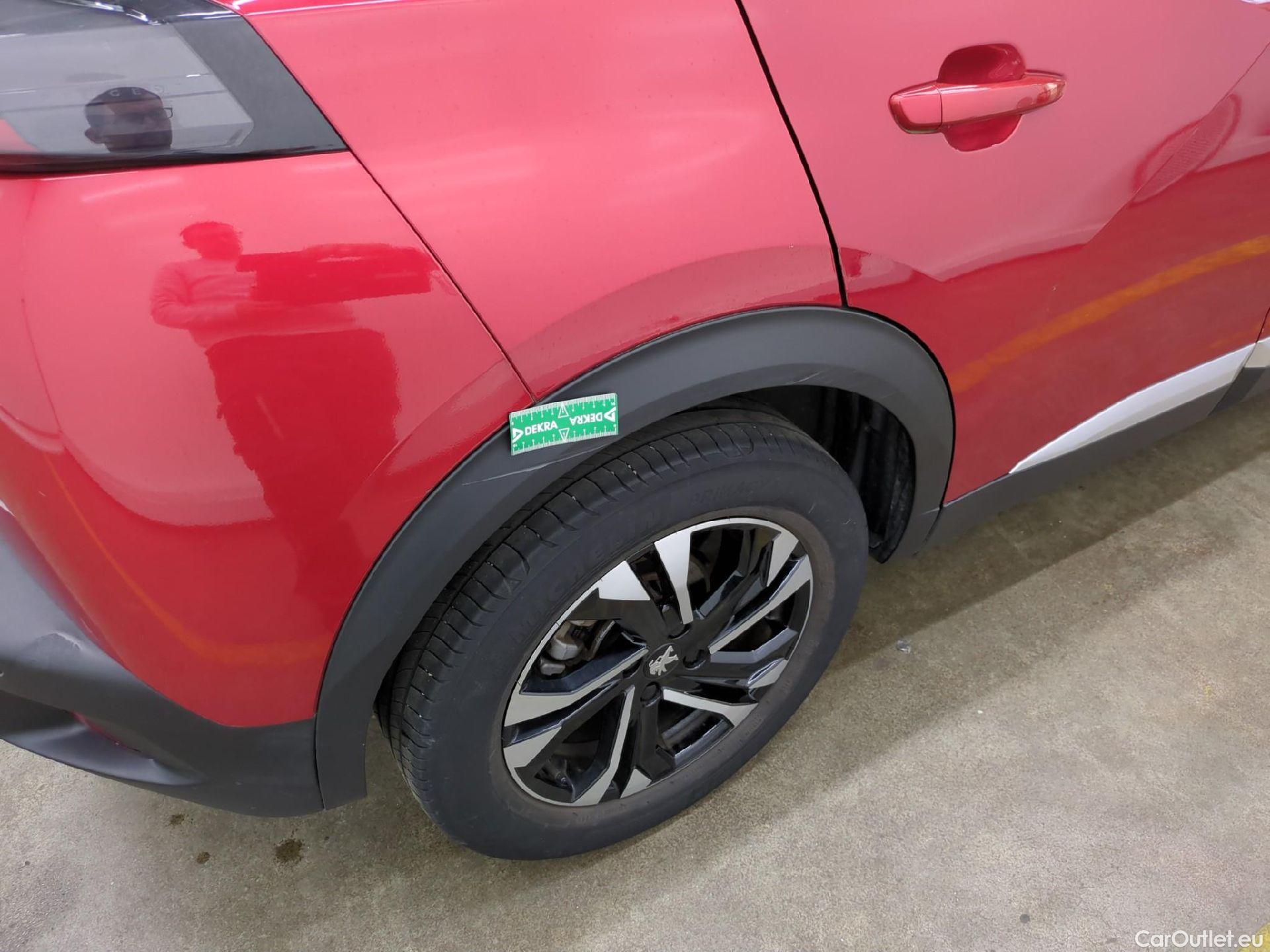  Peugeot  2008  Allure 1.2 PureTech 130CV BVM6 E6d #21