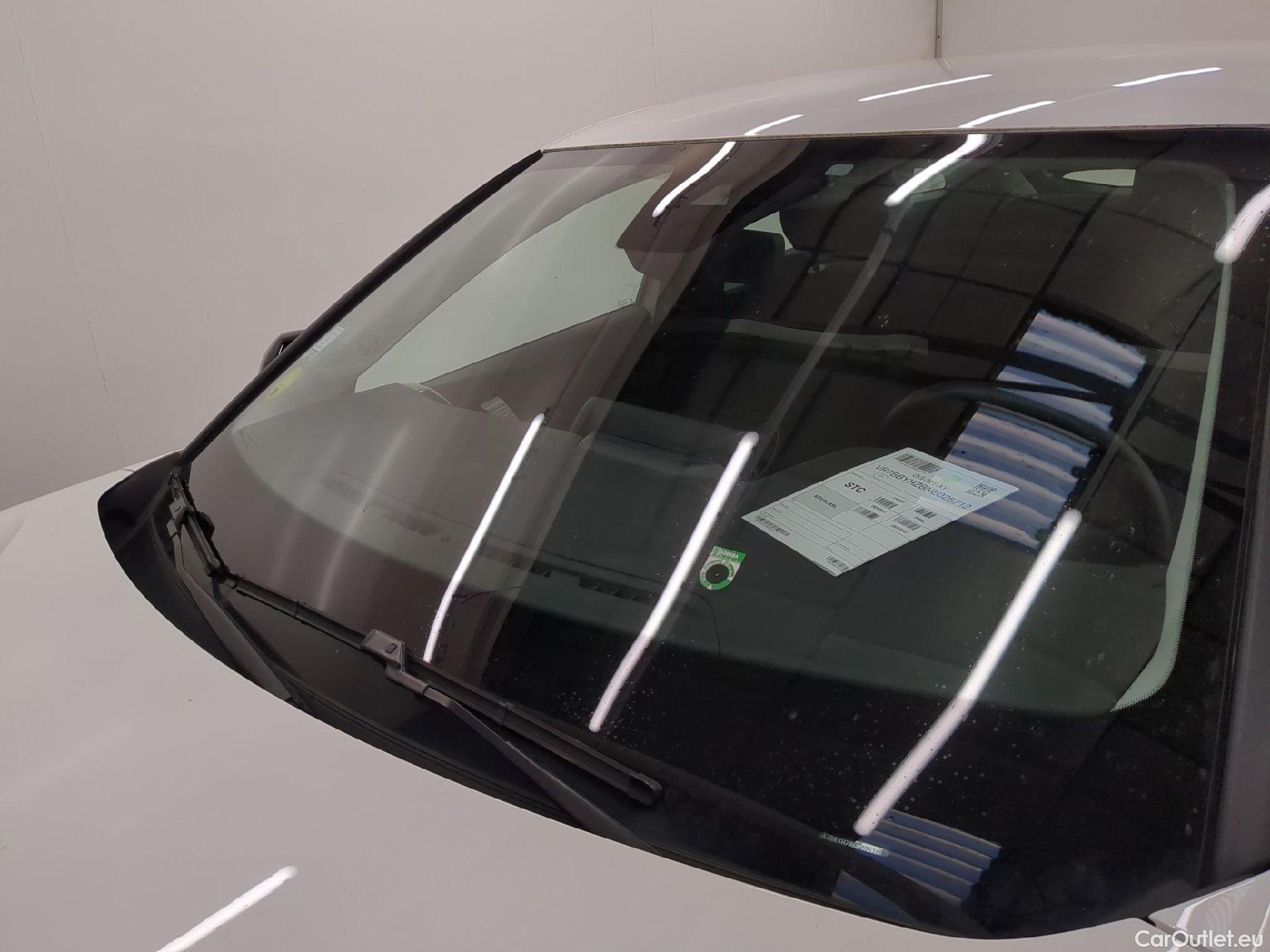  Citroen  C4  Berline Feel Nav Business R 1.5 BlueHDI 130CV BVA8 E6d #25