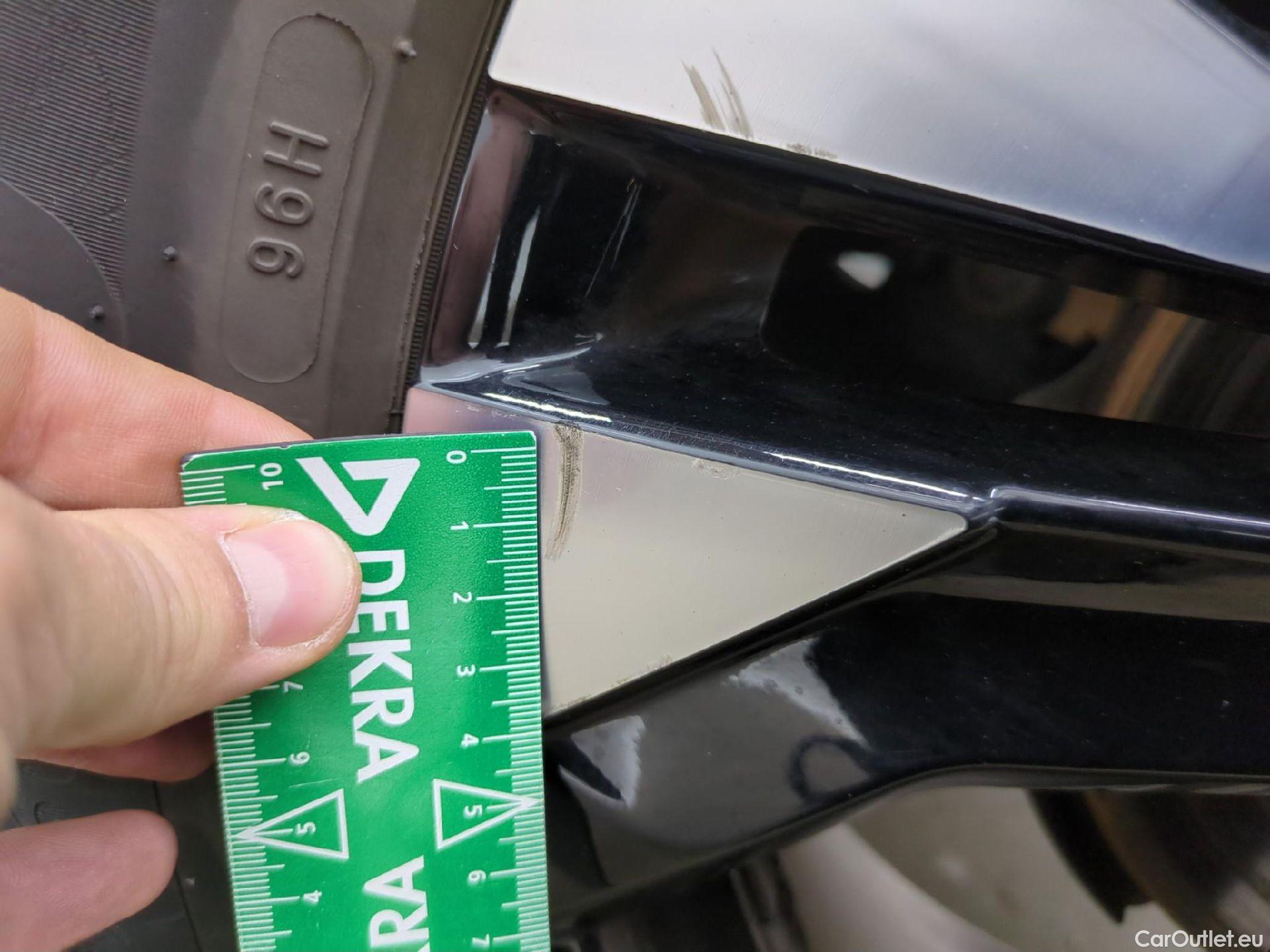  Peugeot  2008  Allure 1.2 PureTech 130CV BVM6 E6d #15