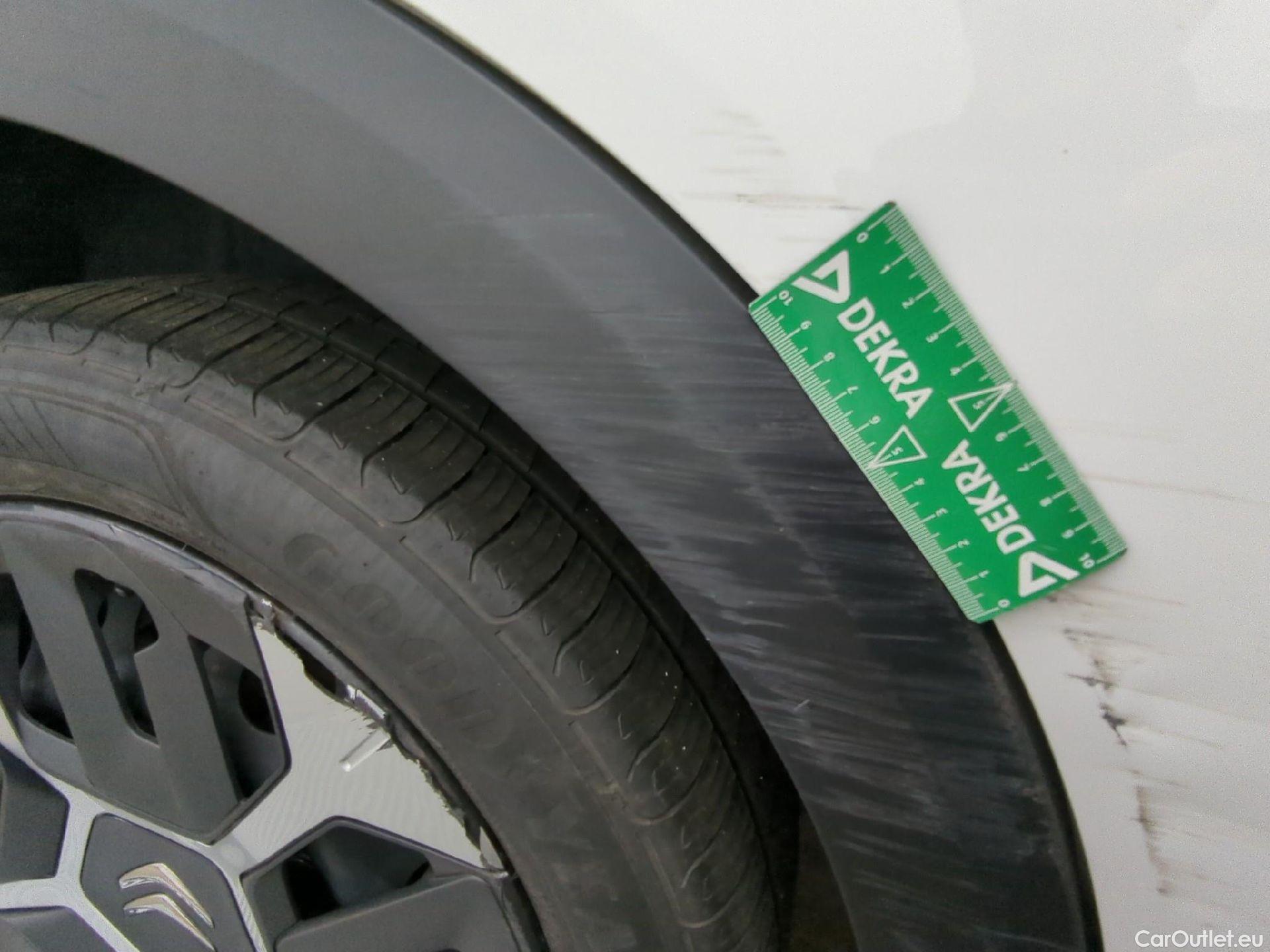  Citroen  C4  Berline Feel Nav Business R 1.5 BlueHDI 130CV BVA8 E6d #2