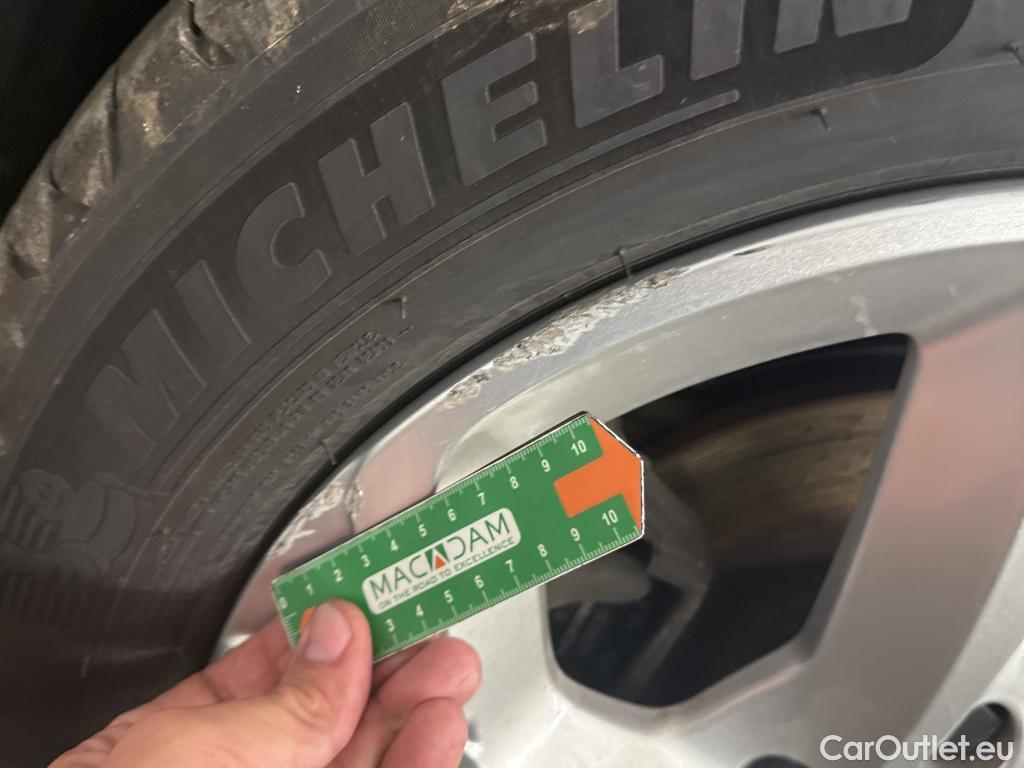  Citroen  C5 CITROEN  Aircross / 2022 / 5P / SUV BlueHDi 130 S&S EAT8 Feel #9