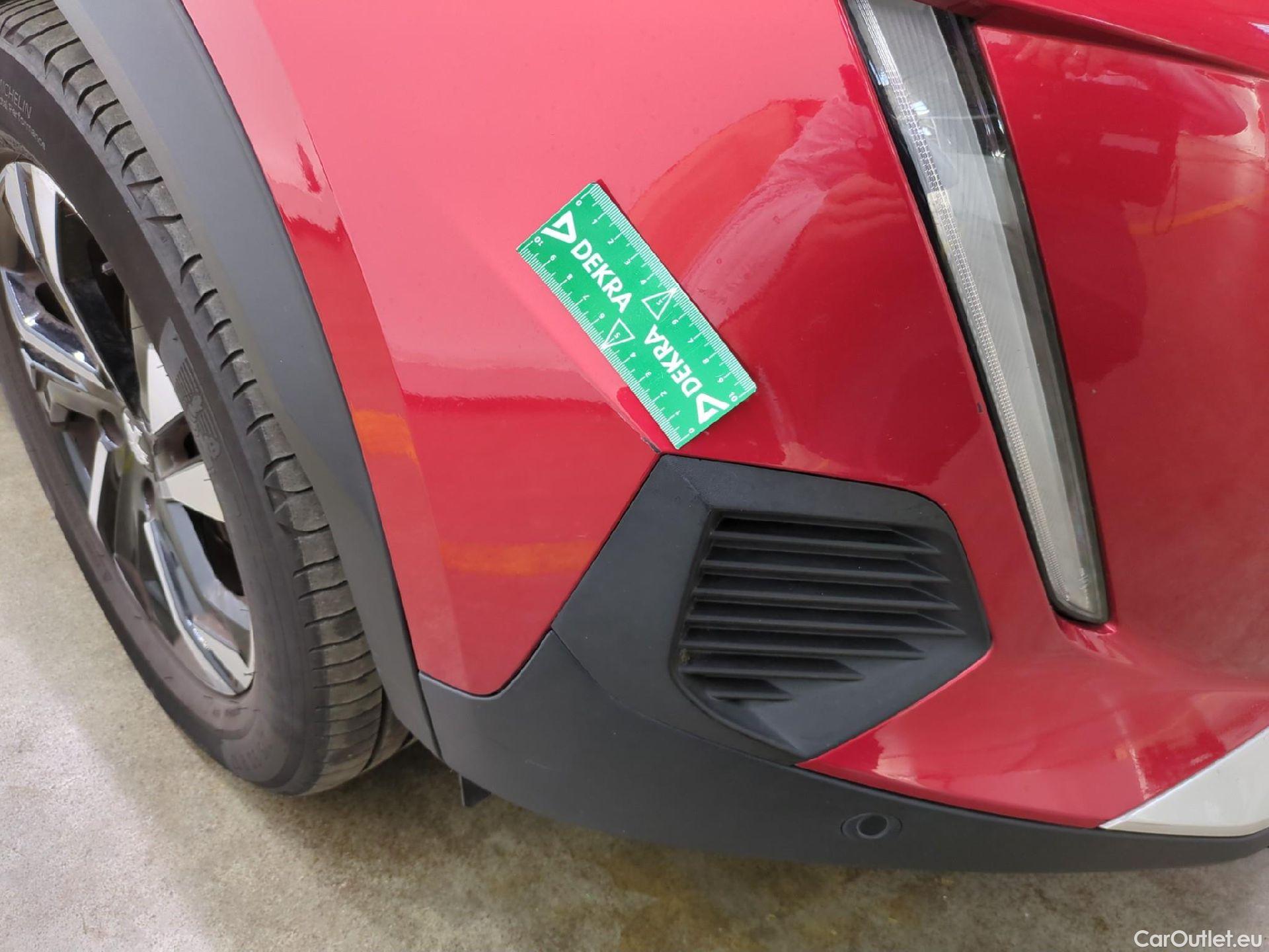  Peugeot  2008  Allure 1.2 PureTech 130CV BVM6 E6d #32