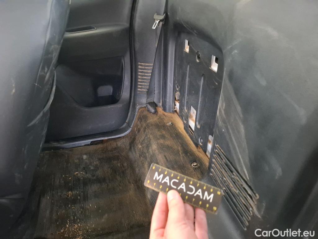  Nissan  Navara NISSAN  / 2015 / 4P / Pick-up King-Cab 2.3 dCi 160 N-CONNECTA #1