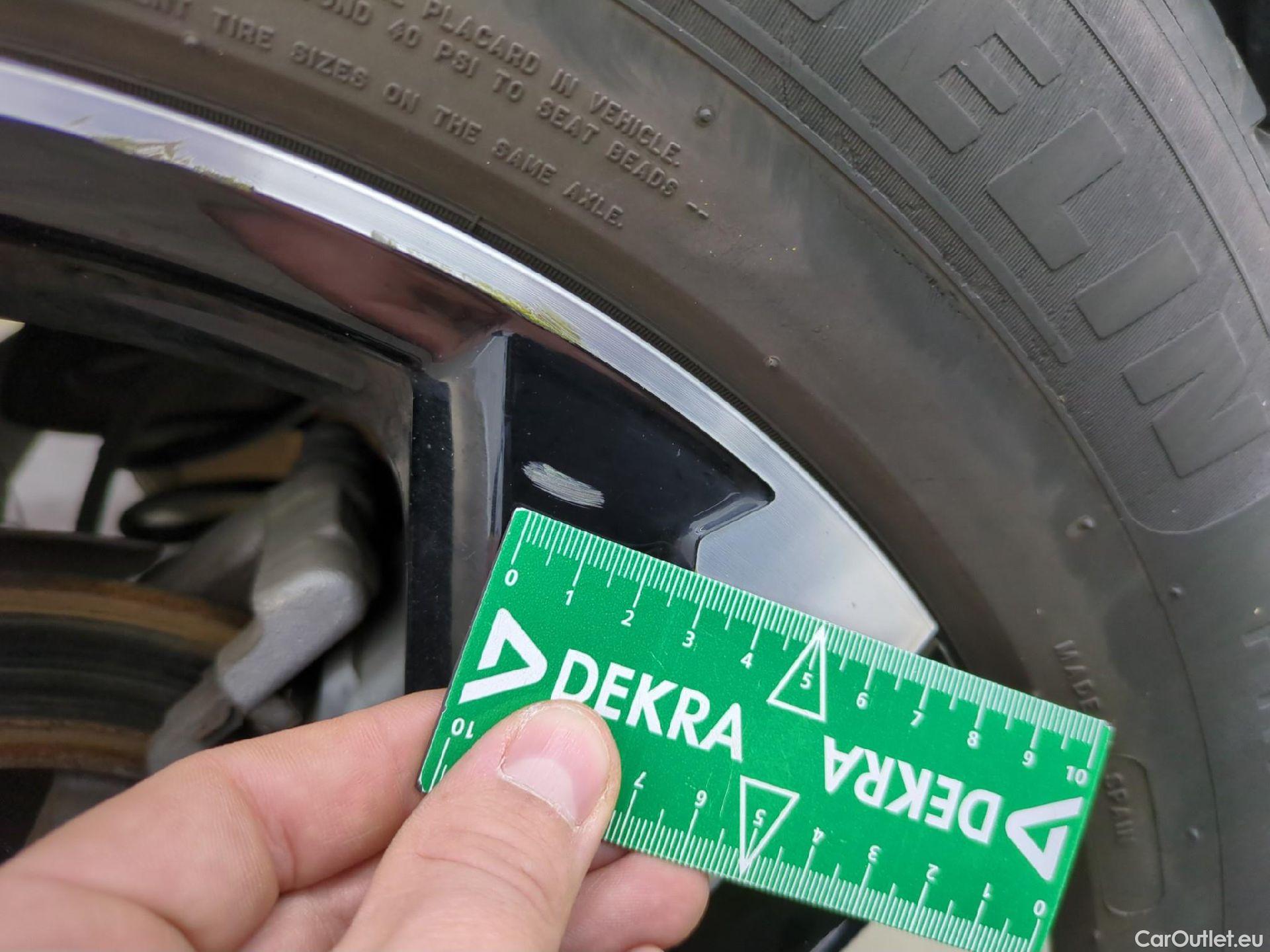  Peugeot  2008  Allure 1.2 PureTech 130CV BVM6 E6d #17