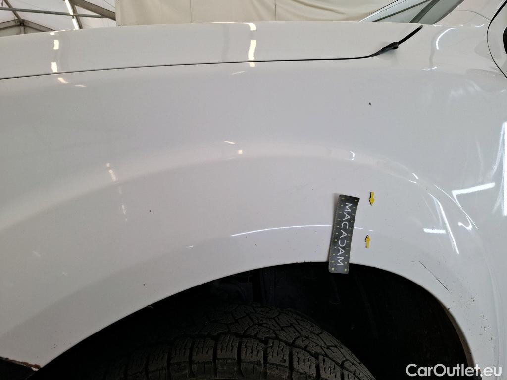  Nissan  Navara NISSAN  / 2015 / 4P / Pick-up King-Cab 2.3 dCi 160 N-CONNECTA #9