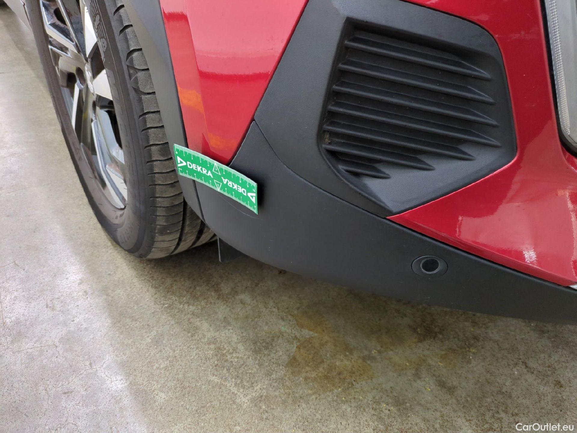  Peugeot  2008  Allure 1.2 PureTech 130CV BVM6 E6d #38