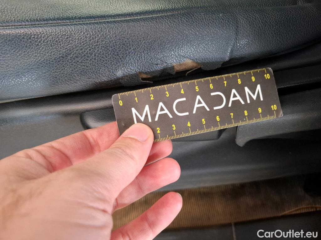  Nissan  Navara NISSAN  / 2015 / 4P / Pick-up King-Cab 2.3 dCi 160 N-CONNECTA #24