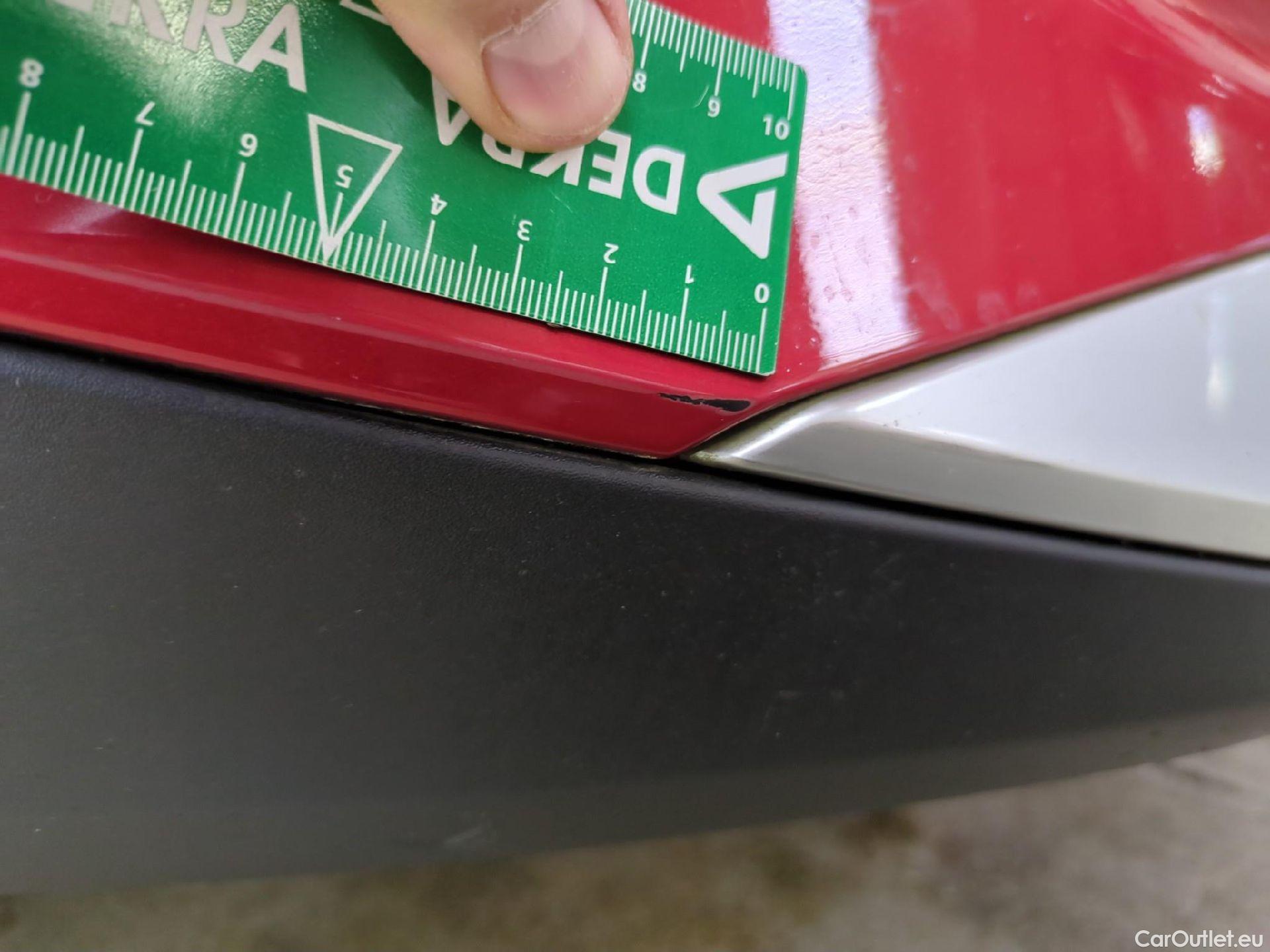  Peugeot  2008  Allure 1.2 PureTech 130CV BVM6 E6d #31