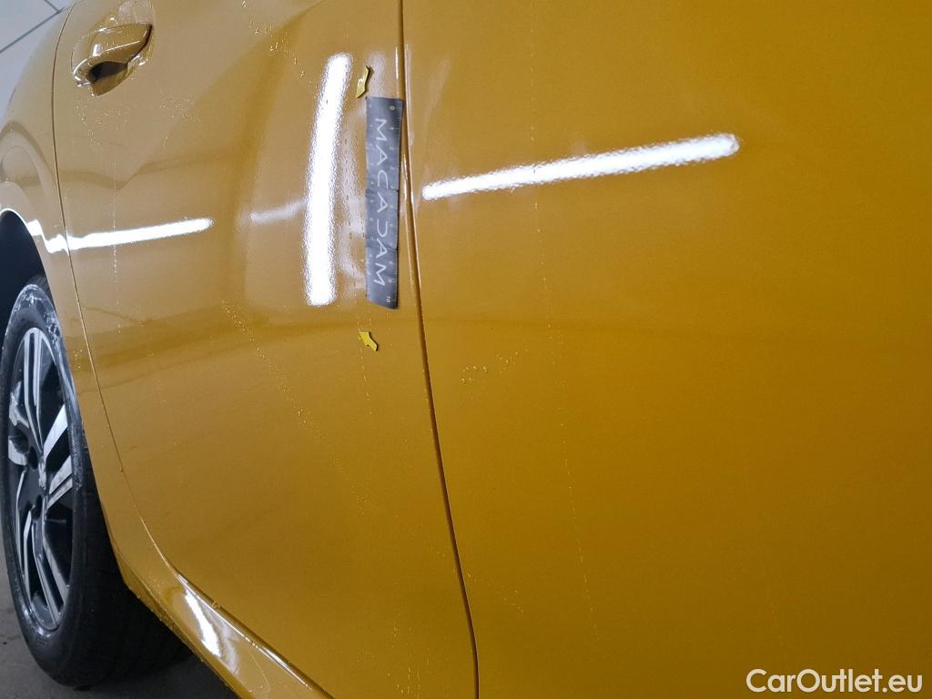  Peugeot  208  Allure Pack 1.2 PureTech 100CV BVA8 E6d #13