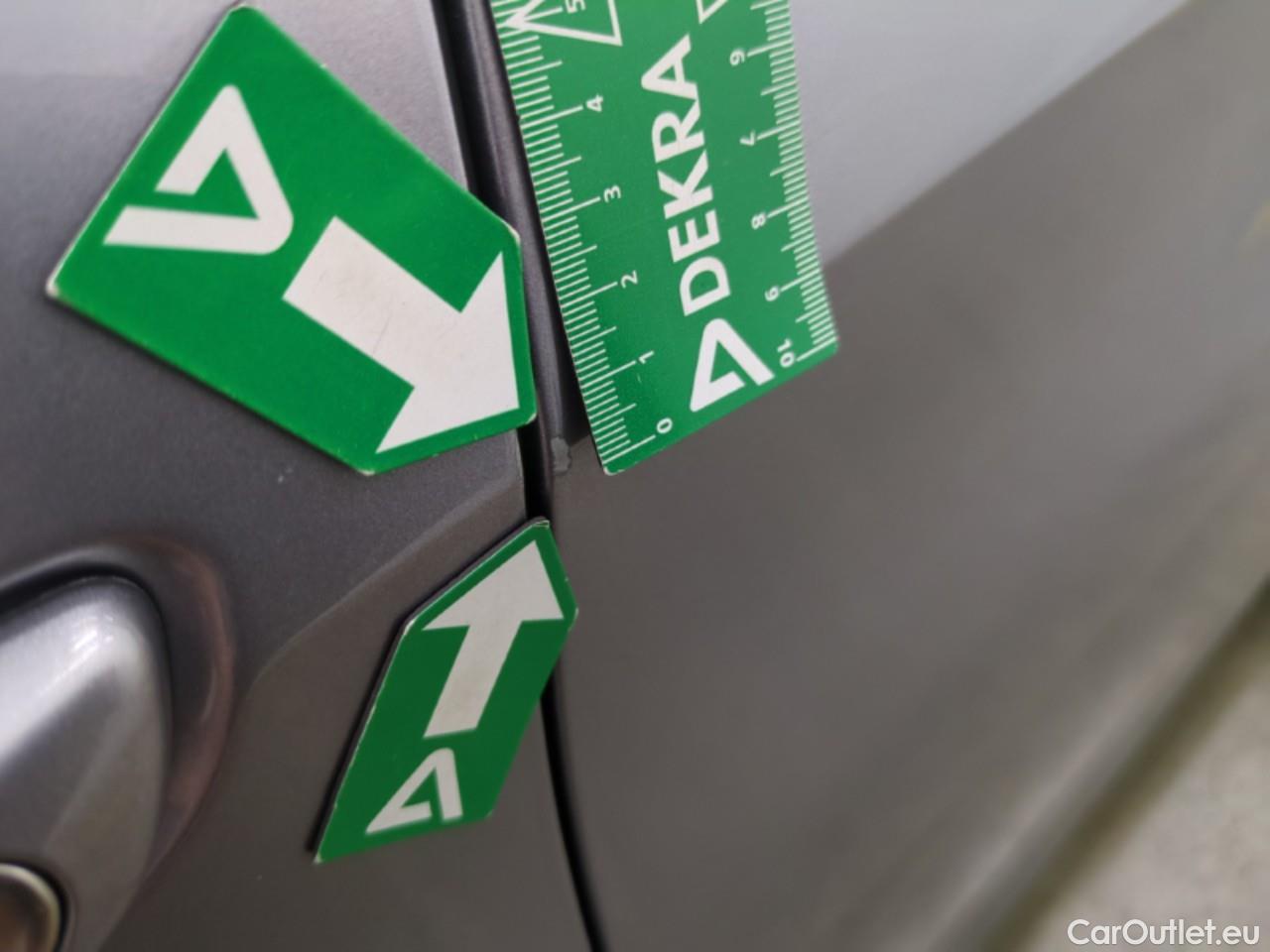  Peugeot  308  Active Business 1.5 HDi 130CV BVA8 E6d #19