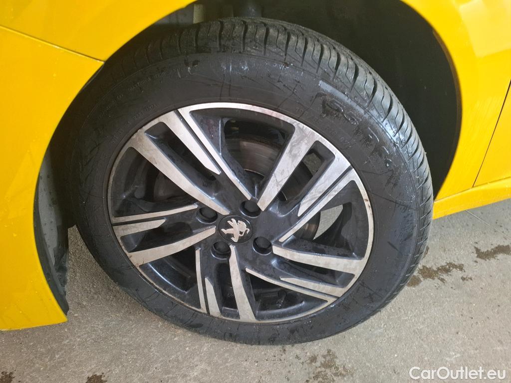  Peugeot  208  Allure Pack 1.2 PureTech 100CV BVA8 E6d #38