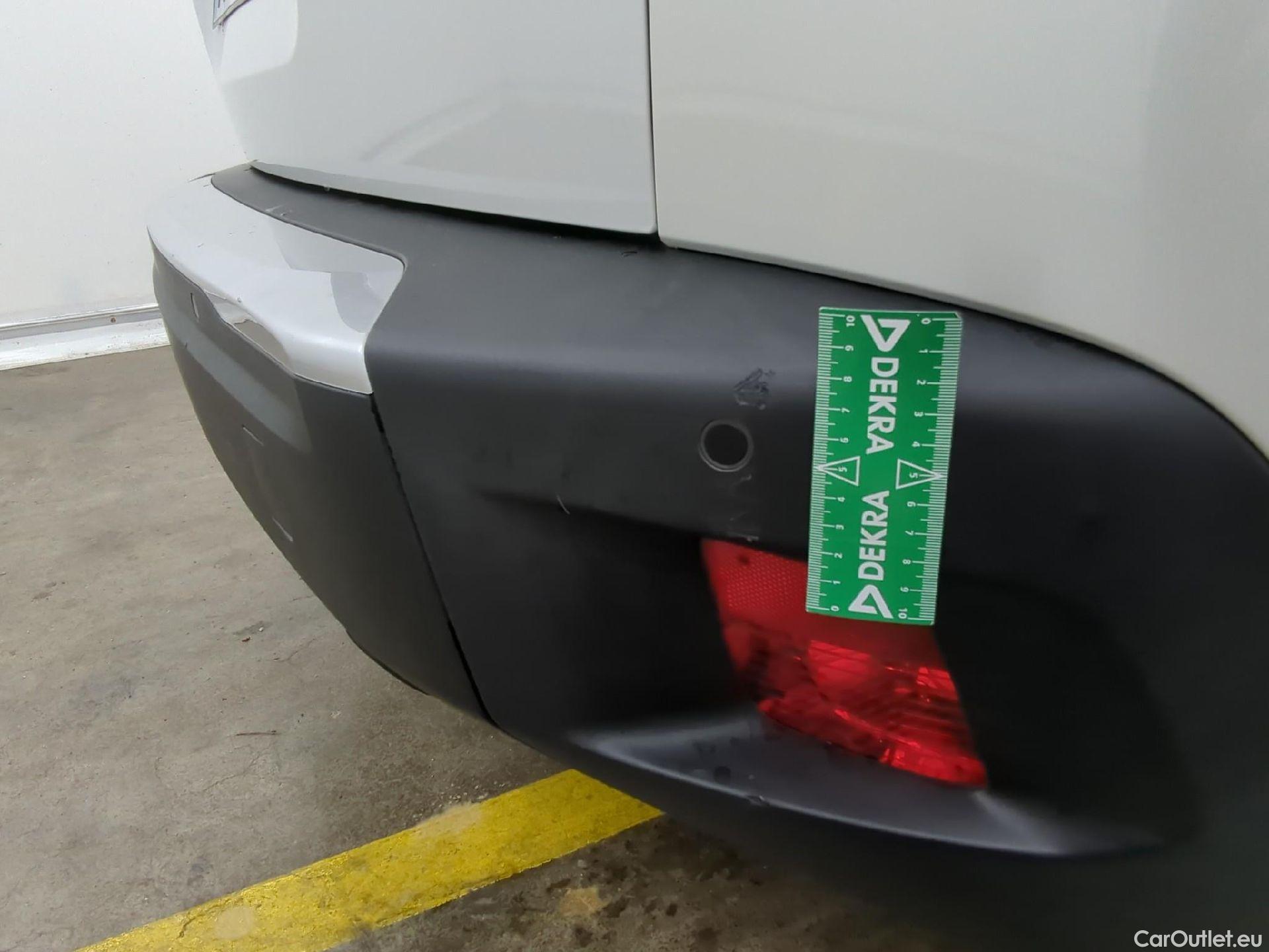  Peugeot  2008  Allure 1.5 HDi 100CV BVM6 E6d #44