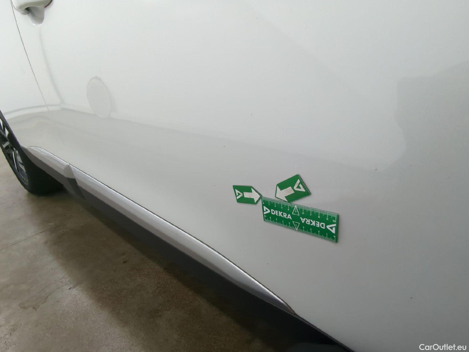  Peugeot  2008  Allure 1.5 HDi 100CV BVM6 E6d #19