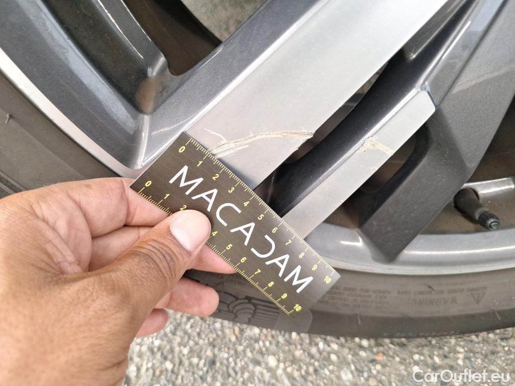  Peugeot  3008  Allure Pack 1.5 HDi 130CV BVA8 E6d #15