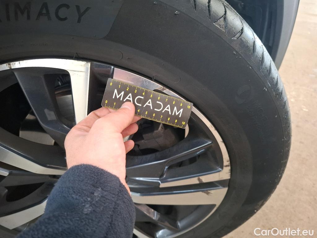  Peugeot  5008  GT Line 1.5 HDi 130CV BVA8 E6dT #39