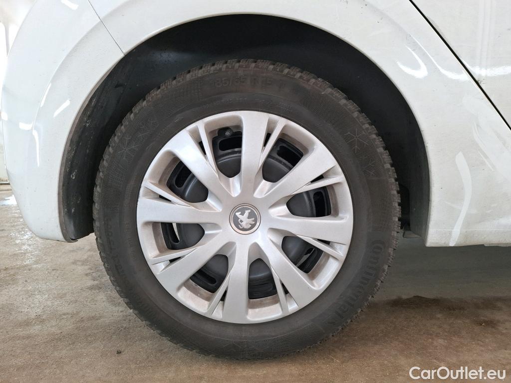  Peugeot  208  Active 1.2 PureTech 80CV BVM5 E6 #15