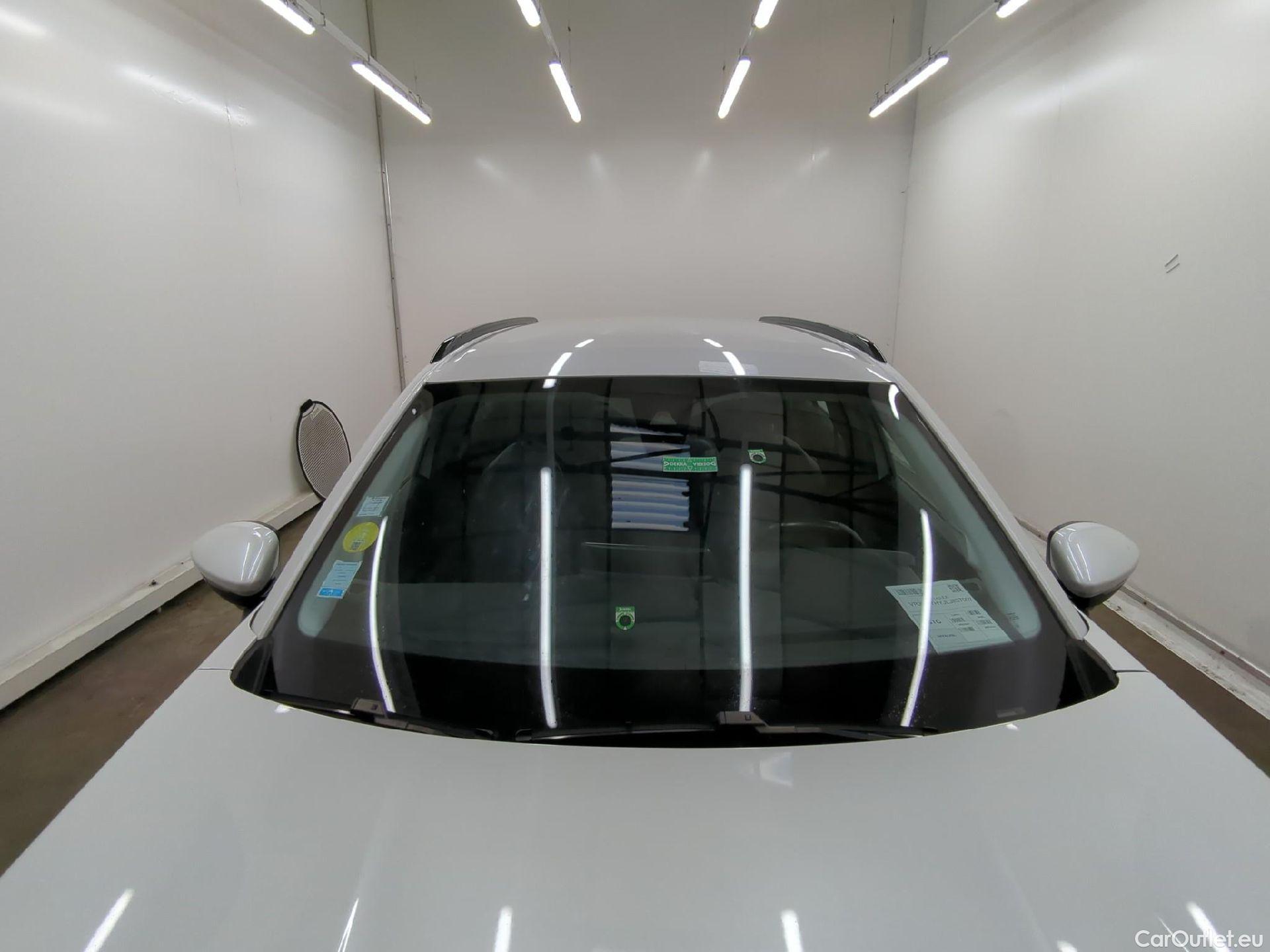  Peugeot  2008  Allure 1.5 HDi 100CV BVM6 E6d #24