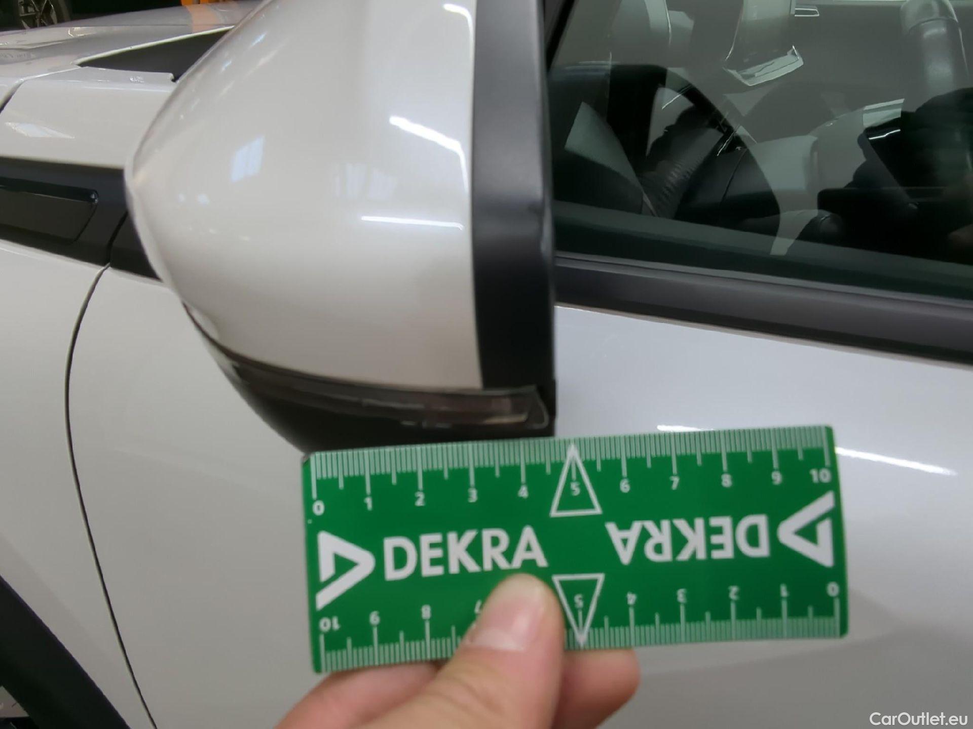  Peugeot  2008  Allure 1.5 HDi 100CV BVM6 E6d #37