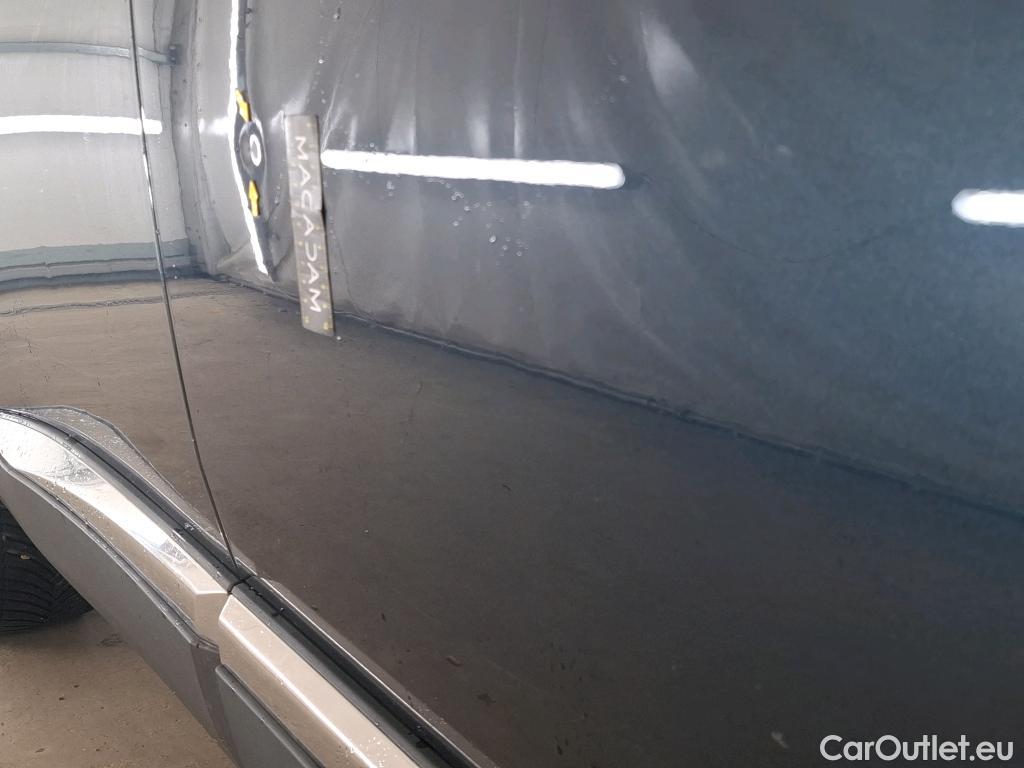  Peugeot  5008  GT Line 1.5 HDi 130CV BVA8 E6dT #55