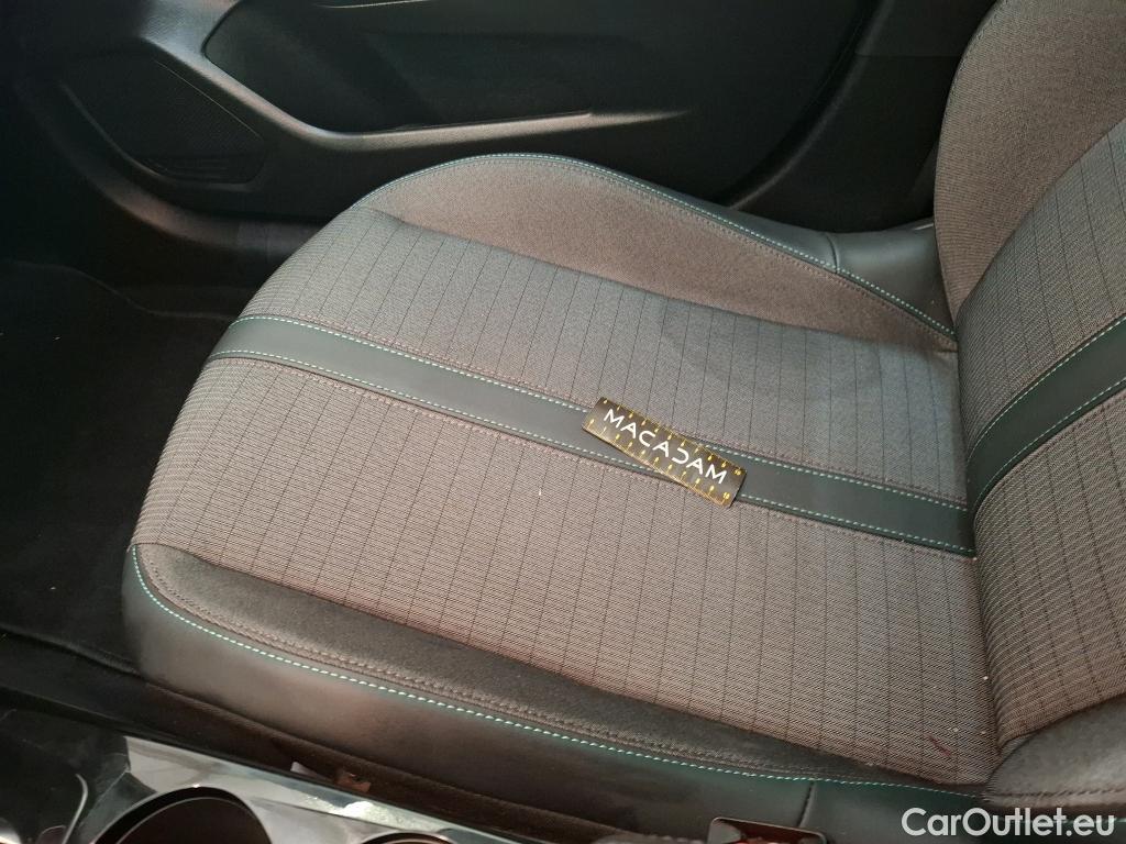  Peugeot  208  Allure Pack 1.2 PureTech 100CV BVA8 E6d #50