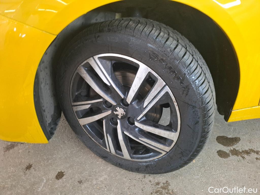  Peugeot  208  Allure Pack 1.2 PureTech 100CV BVA8 E6d #37